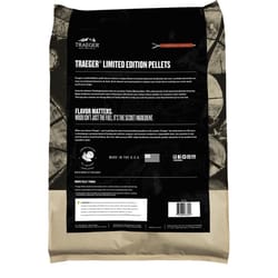 Traeger Turkey Blend Hardwood Pellets with Brine Kit All Natural Maple/Hickory 18 lb