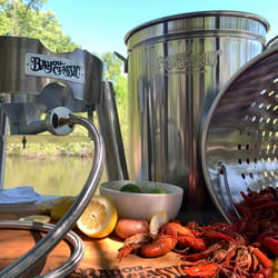 Bayou Classic 58000 BTU Stainless Steel Portable Outdoor Cooker Kit 44 qt