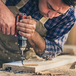 Blog Content\article-4_how-to-choose-a-cordless-drill\blog_article-thumbnail_article-4_how-to-choose-a-cordless-drill.jpg