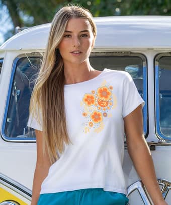 Henna Cascade - White Short Sleeve Scoop Neck T-Shirt