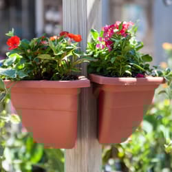 DeVault Enterprises 9 in. H X 10 in. W Plastic Veranda Deck Rail Planter Terracotta