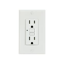 Universal 15 amps 120 V Duplex White GFCI Outlet 1 pk