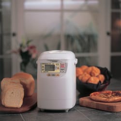 Zojirushi Maestro White Metal 1 lb Breadmaker