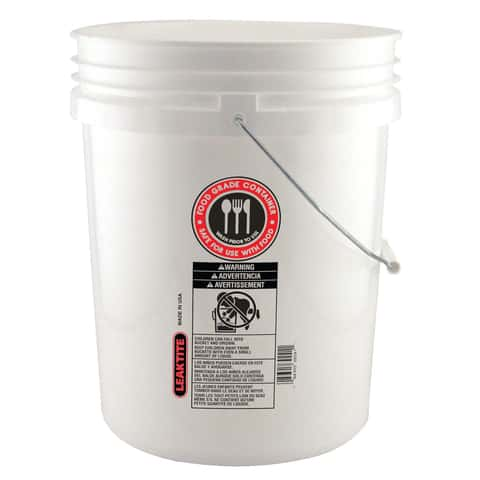 Tractor Supply 5 gal. Plastic Food-Grade Utility Pail - White at Tractor  Supply Co.