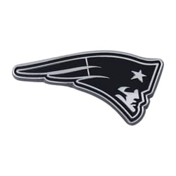 Fanmats NFL Black/Chrome New England Patriots Emblem 1 pk