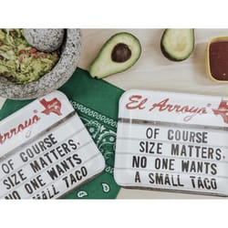 EL Arroyo Of Course Size Matters. No One Wants A Small Taco Party Plates Paper 12 pk