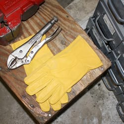 Midwest Quality Gloves M Leather Yellow Gloves