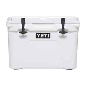 YETI  Tundra 35  Cooler  20 cans White 