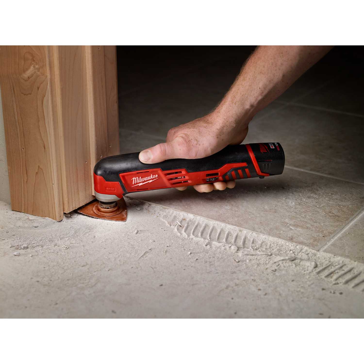 Milwaukee M12 12 volt Cordless Oscillating MultiTool 20000 opm Red 1