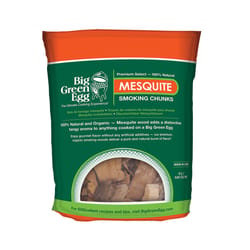 Big Green Egg All Natural Mesquite Wood Smoking Chunks 549 cu in