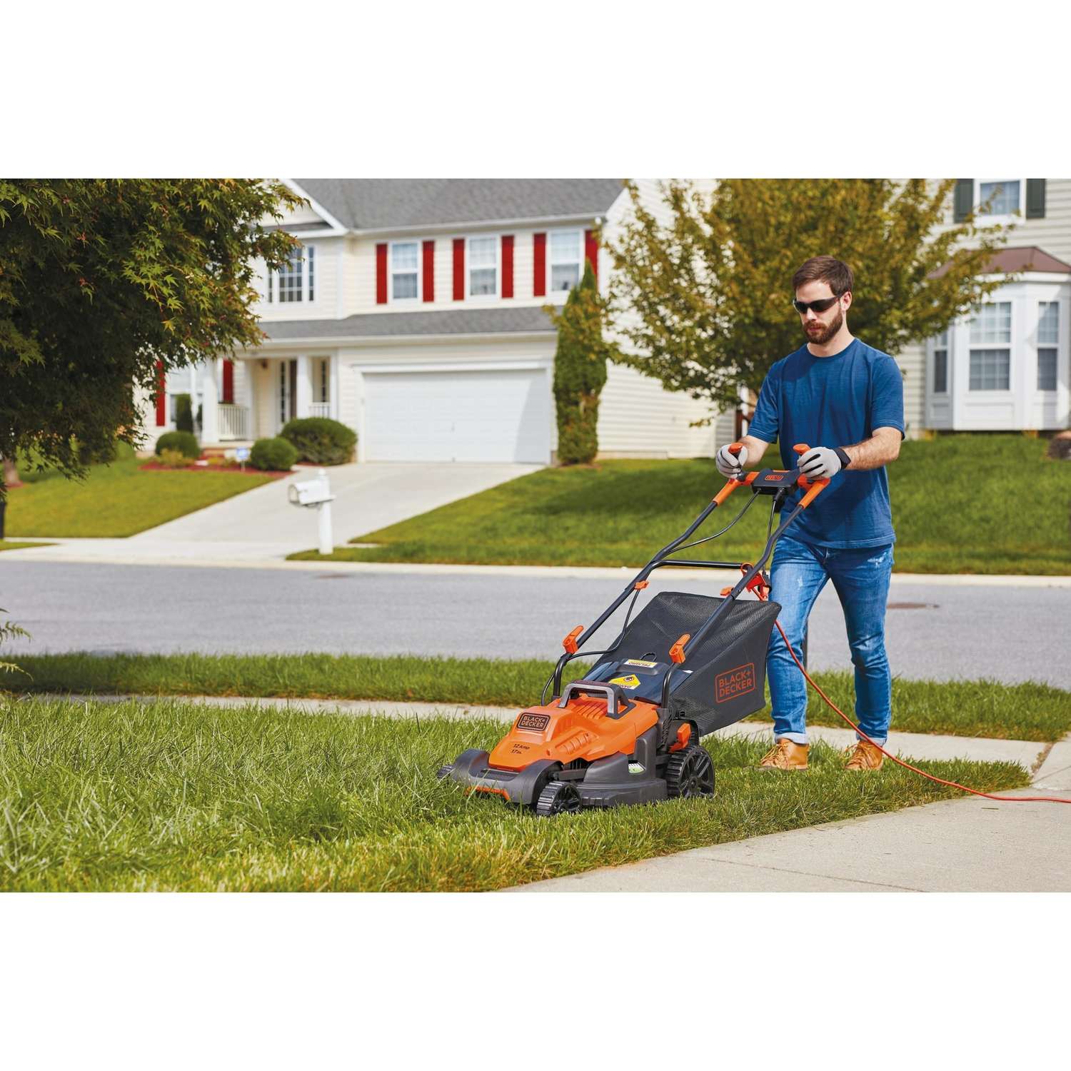 Black & Decker 17 Electric Mower BEMW482BH