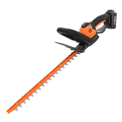 Black+Decker 22 in. 20 V Battery Hedge Trimmer Kit (Battery & Charger)