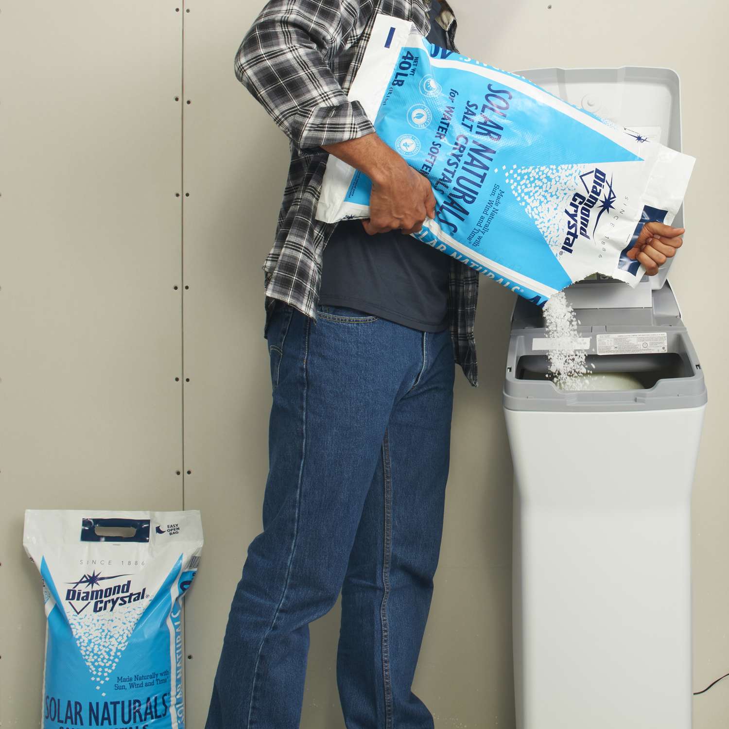 Diamond Crystal Solar Naturals Water Softener Salt Crystal 40 lb. Ace