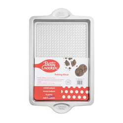 Betty Crocker 11 in. W X 17 in. L Baking Sheet Silver 1 pc