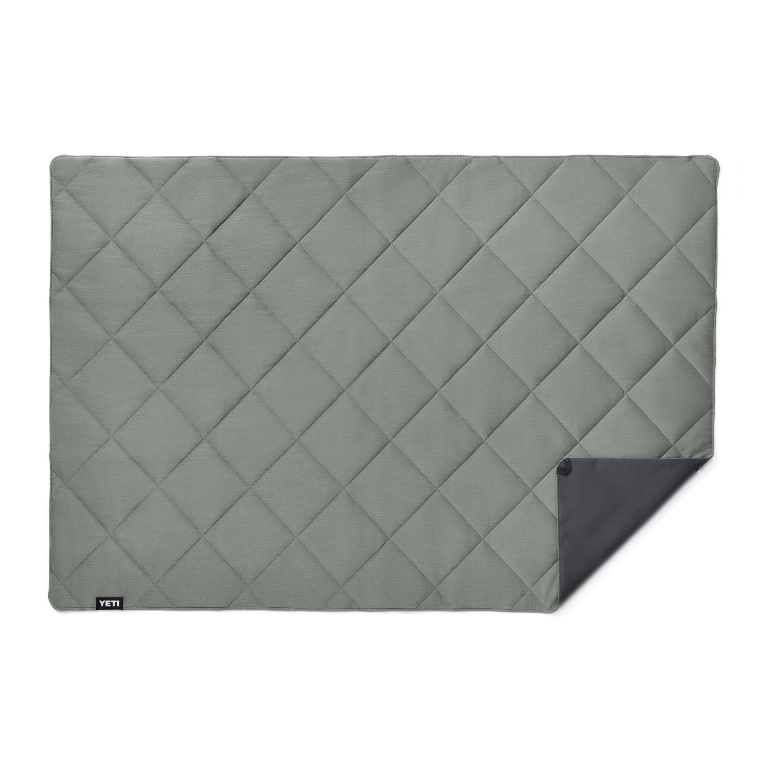 YETI Lowlands Camp Green Blanket 0.3 in. H X 55 in. W X 78 in. L 1 pk