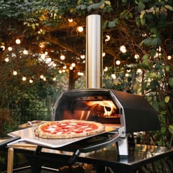 Ooni Karu 16 20 in. Charcoal/Wood Chunk Outdoor Pizza Oven Black