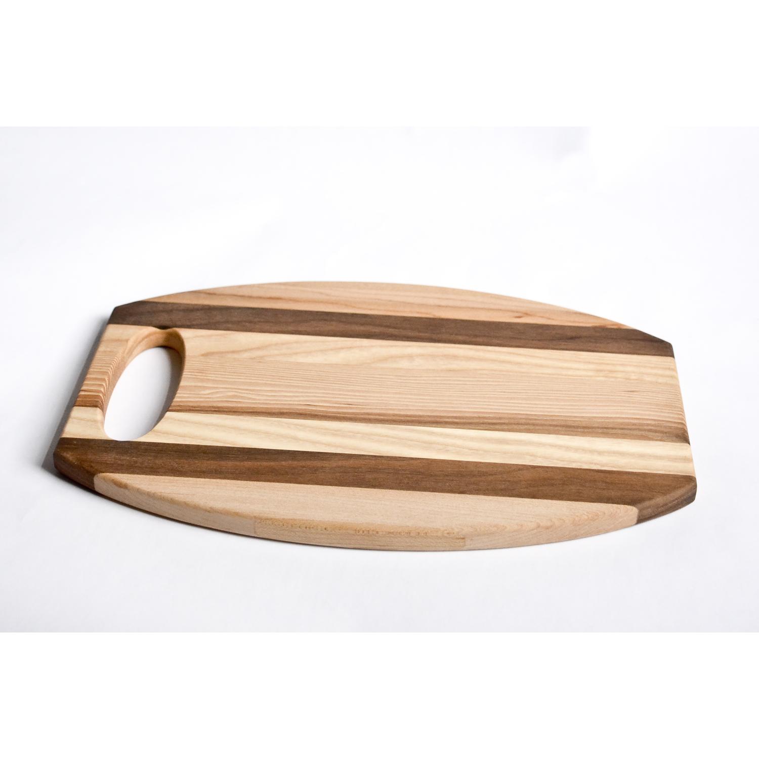 Coastal Carolina 13 in. L X 9 in. W X 0.63 in. Hardwood Bread Board Sansujyuku sansujyuku.com