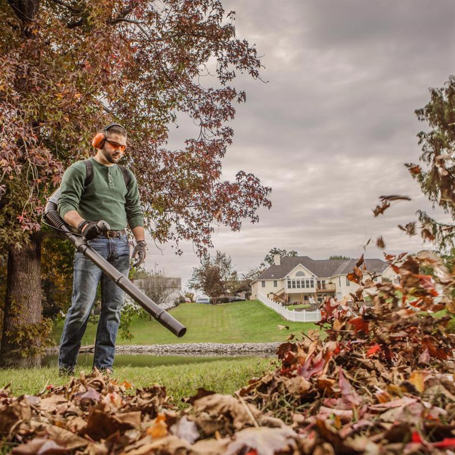 Stihl br 350 201 mph 436 cfm gas backpack leaf blower discount