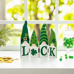 Glitzhome St. Patrick's Luck Shamrock Gnome Table Decor MDF/Iron 1 pc