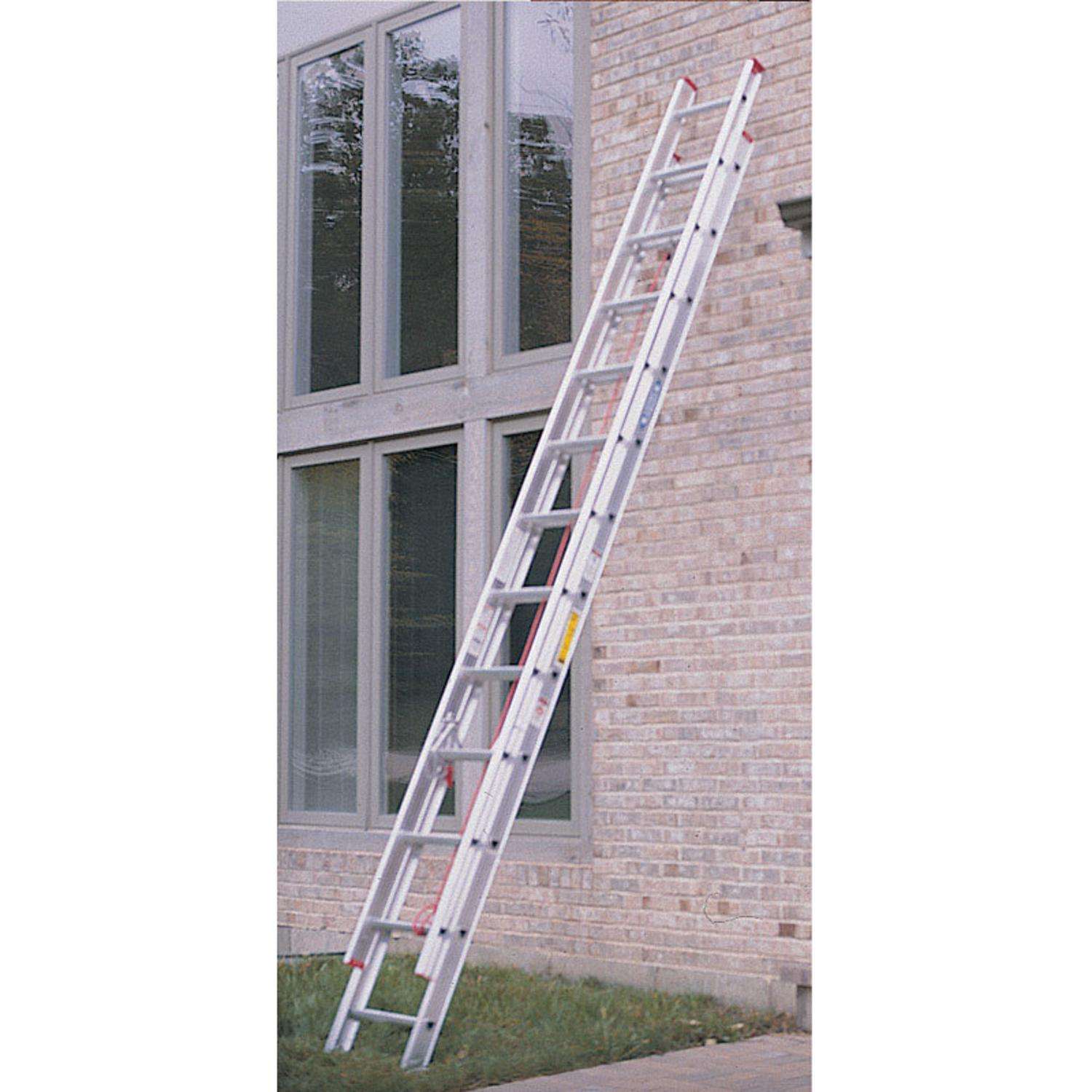 Werner 28 ft. H Aluminum Telescoping Extension Ladder Type III 200 lb. capacity Werner 28 ft. H Aluminum Telescoping Extension Ladder Type III 200 lb. capacity