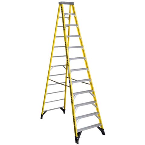 Werner 12 ft. H Fiberglass Step Ladder Type IAA 375 lb. capacity Werner 12 ft. H Fiberglass Step Ladder Type IAA 375 lb. capacity