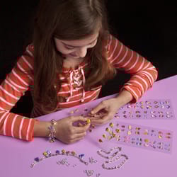 Craft-Tastic Bracelets Kit 220 pc