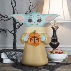 Gemmy 18.8976 in. Prelit Star Wars Airdorable The Child w/ Pumpkin Inflatable
