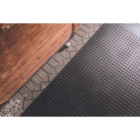 Serve Secure Red Rubber Floor Mat - Anti-Fatigue, Grease-Resistant