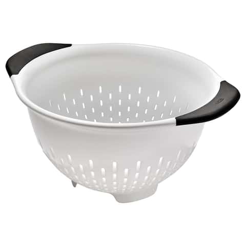 OXO Good Grips Stainless Steel 5 qt. Colander - Kitchen & Company