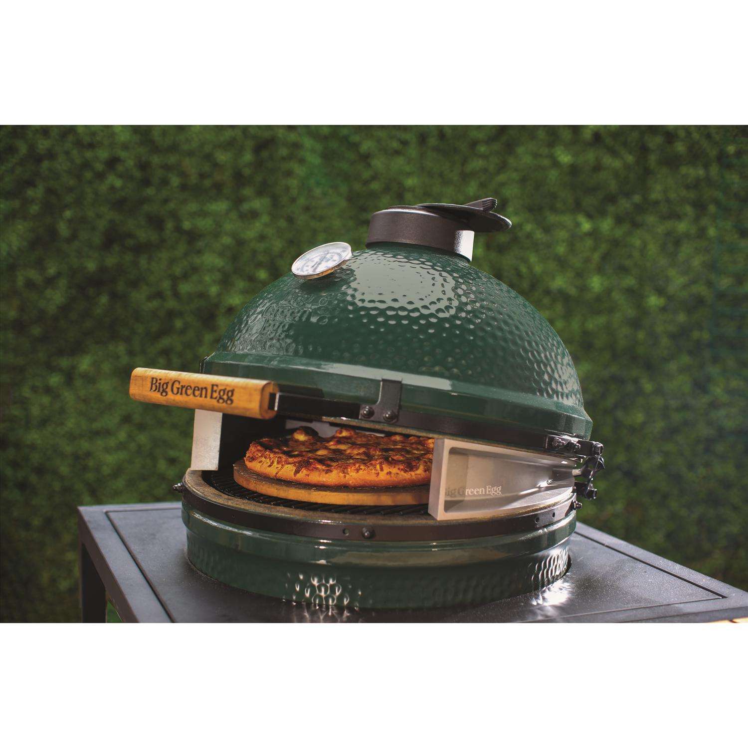 Big green shop egg pizza oven