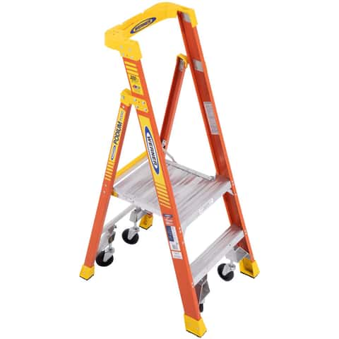 Werner 2 ft. H Fiberglass Podium Platform Ladder Type IA 300 lb. capacity -  Ace Hardware