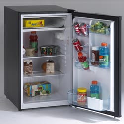 Avanti 4.4 cu ft Black Steel Compact Refrigerator 120 W