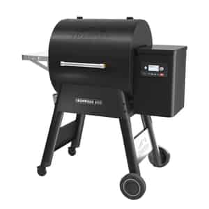 Traeger  Ironwood 650  Black  Wood Pellet  Grill 