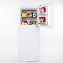 Avanti 7 cu ft White Steel Refrigerator 393 W