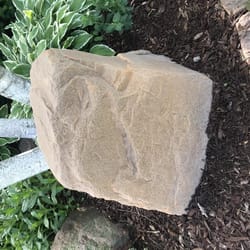 DekoRRa Products Rust Polyethylene 25 in. H X 27 in. L X 21 in. W Outdoor Decoration