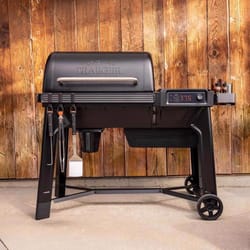 Traeger Woodridge Wood Pellet Grill Black