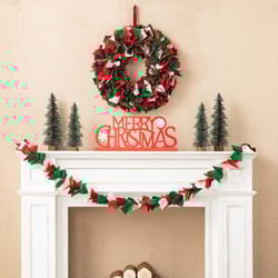 Glitzhome 19 in. D Christmas Wreath