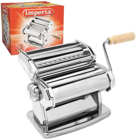 Stuff We Love: Pasta Made With an Imperia Pasta Machine