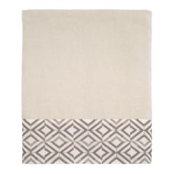 Avanti Linens Harlow Ivory Polyester Concentric Diamonds Bath Towel 1 pc