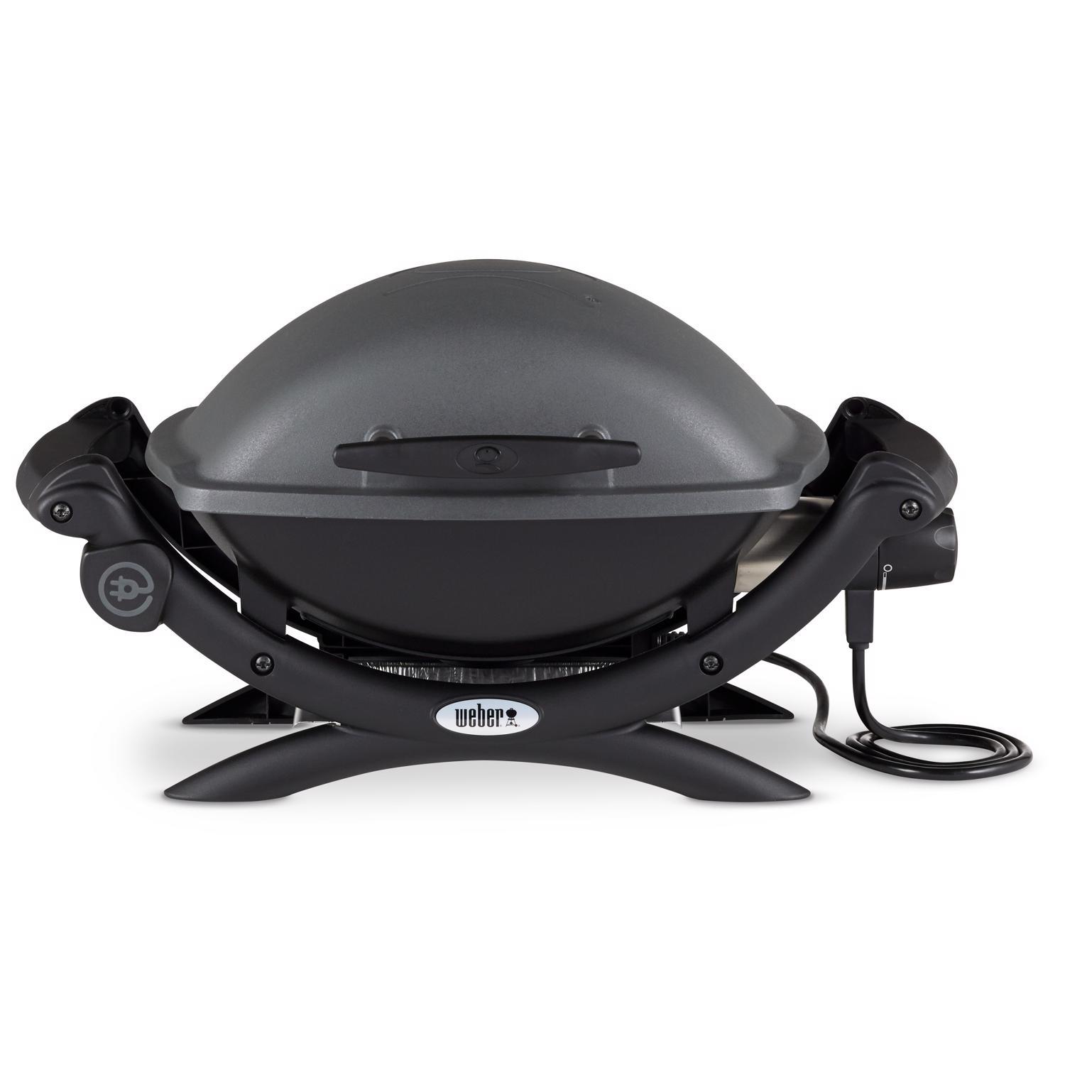 GraniteWare 13 In. Black Covered Oval Roaster - Town Hardware & General  Store