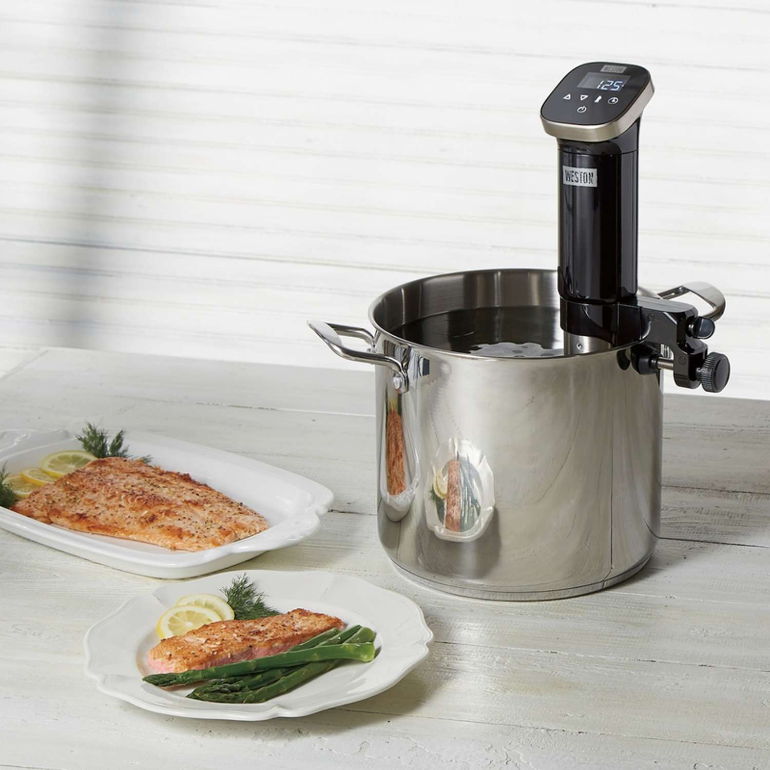 Weston 2-in-1 Smoker Slow Cooker Overview 