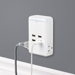 Globe Electric Grounded 2 outlets Adapter with USB/Nightlight 1 pk