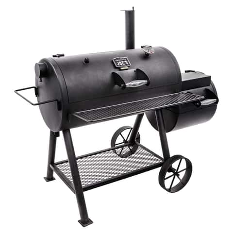 Oklahoma Joe s Highland Charcoal Offset Smoker Black