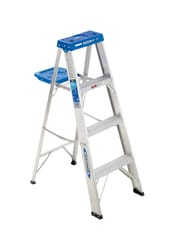 Werner  4 ft. H x 18.5 in. W Aluminum  Step Ladder  Type I  250 lb. capacity 
