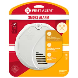 First Alert Battery-Powered Ionization/Photoelectric Dual Sensor Smoke Detector 1 pk