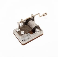 Kikkerland Come Together Music Box Zinc Alloy/Steel/Plywood 1 pk