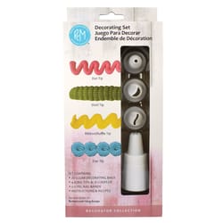 R&M International Corp White Plastic Icing Decorating Set