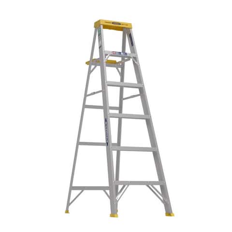 Werner 6 ft. H Aluminum Step Ladder Type II 225 lb. capacity Werner 6 ft. H Aluminum Step Ladder Type II 225 lb. capacity