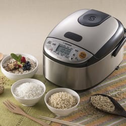 Black+Decker White 28 cups Programmable Rice Cooker - Ace Hardware