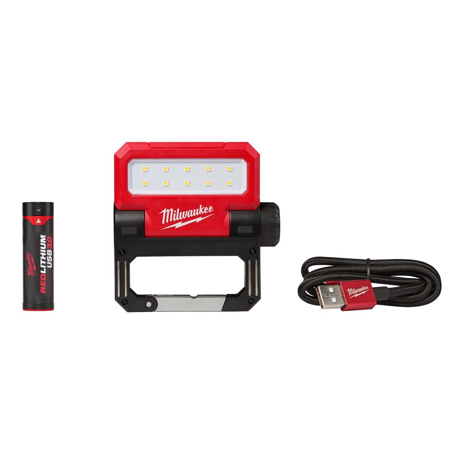  Milwaukee Redlithium Rover Pivoting LED Flood Light